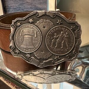 VINTAGE Lewis 1976 belt buckle